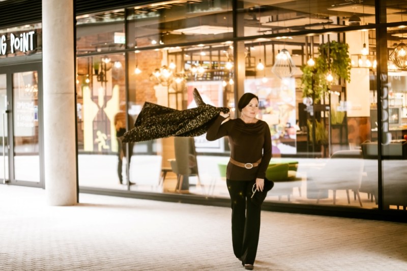 Płaszcz w lamparcie centki