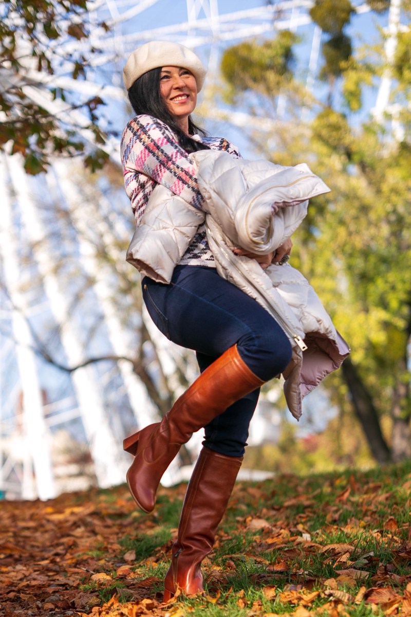 Puchowy, pikowany płaszczyk