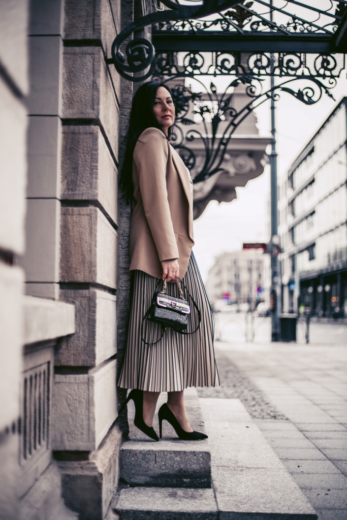 Czarno-beżowe inspiracje