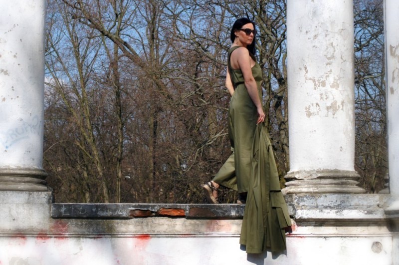 Zielony total look -wpływ Azji