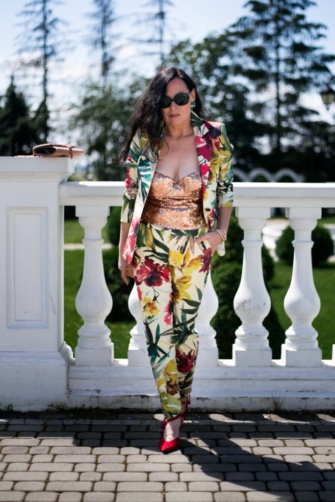 Garnitur w kwiaty 22